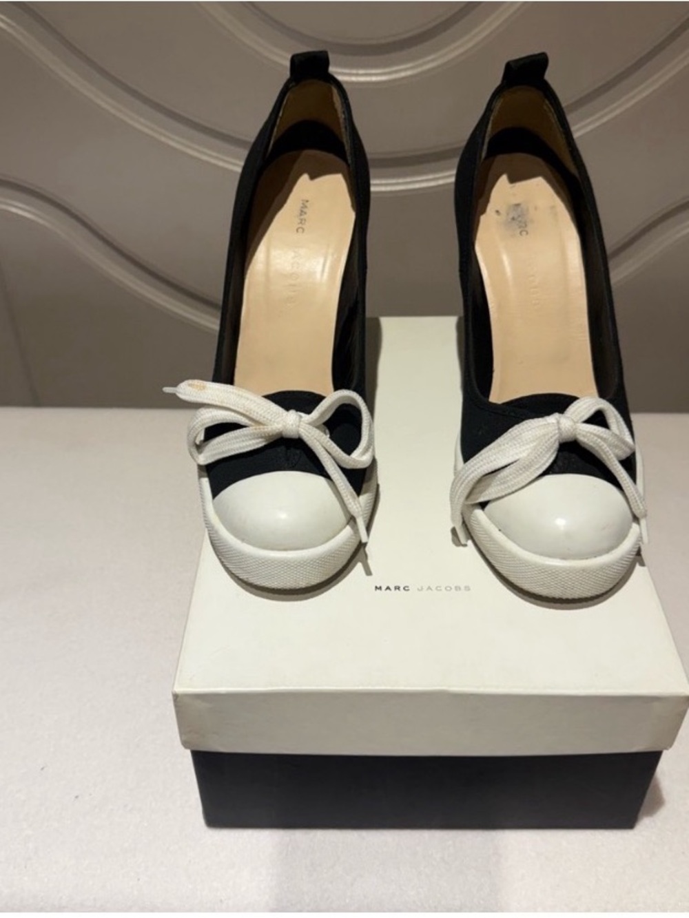 Marc Jacobs Black Canvas Pumps with White Cap-Toe and Laces